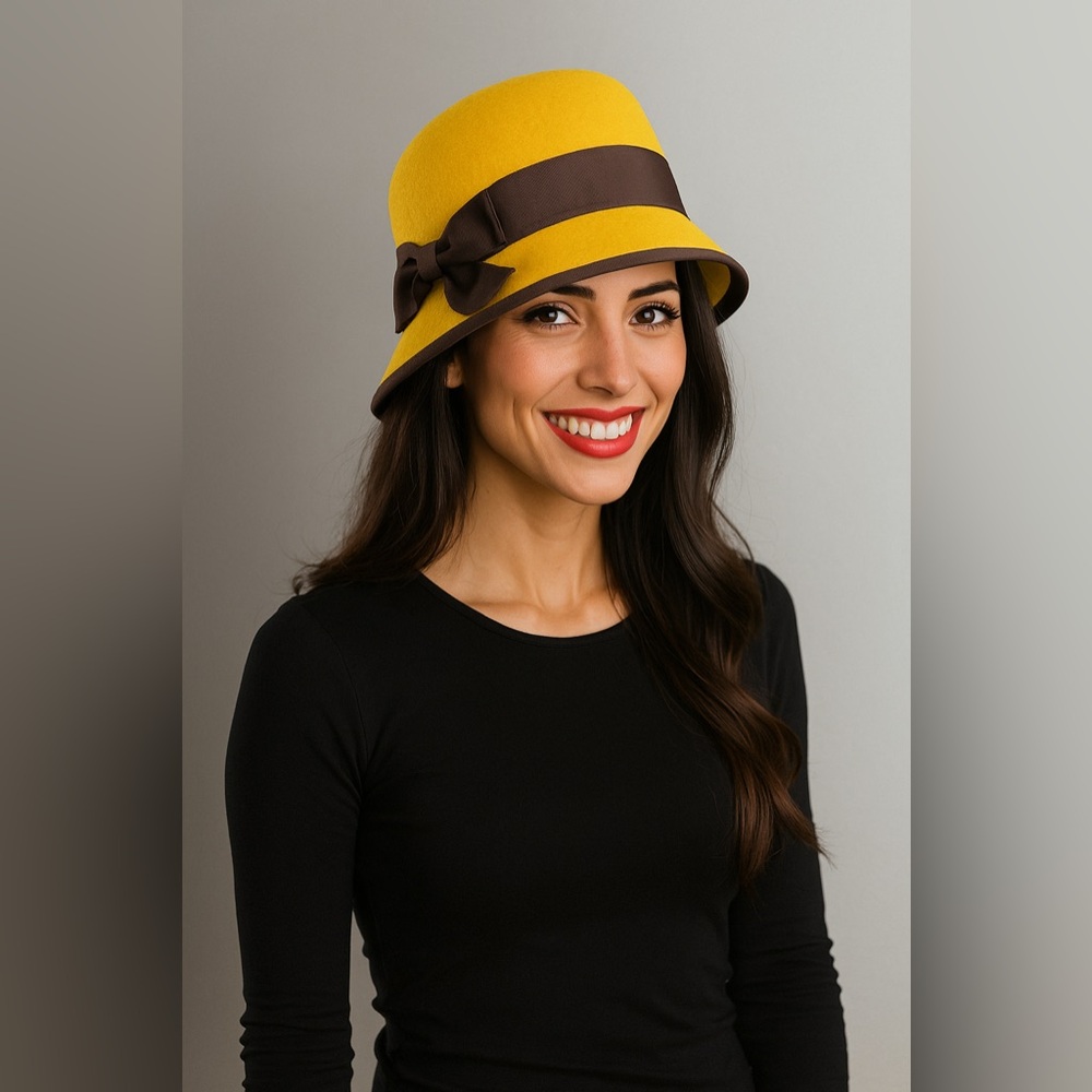100% wool  Mustard‎ and Chocolate Hat